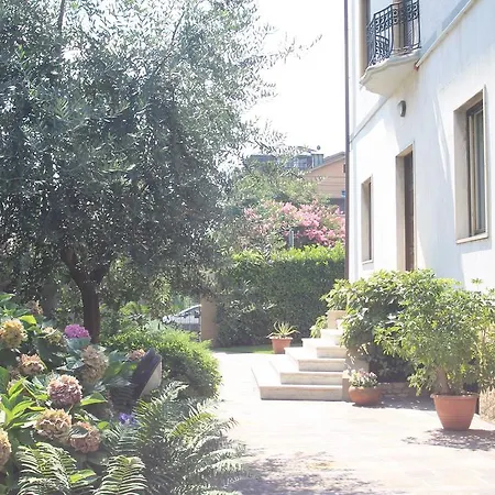 Stay Bergamo Pensionat 2*