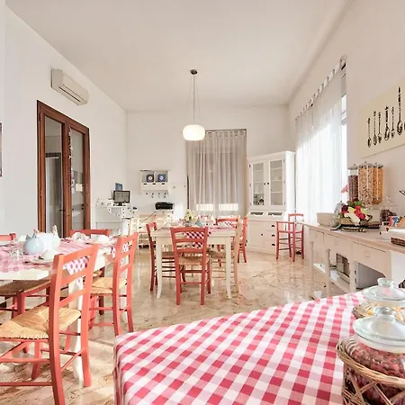 Stay Bergamo Guest house 3*